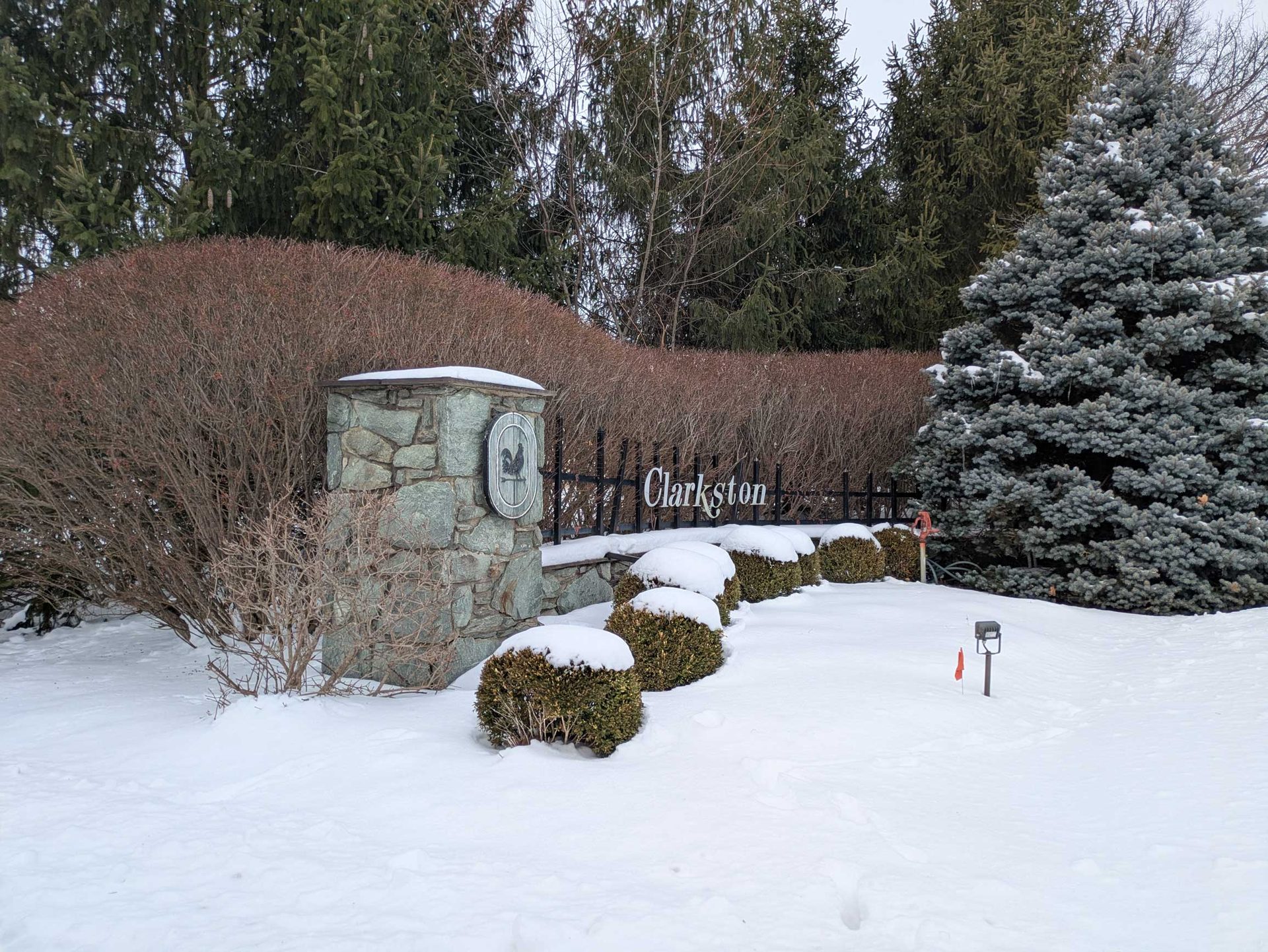 Clarkston entrance sign in winter